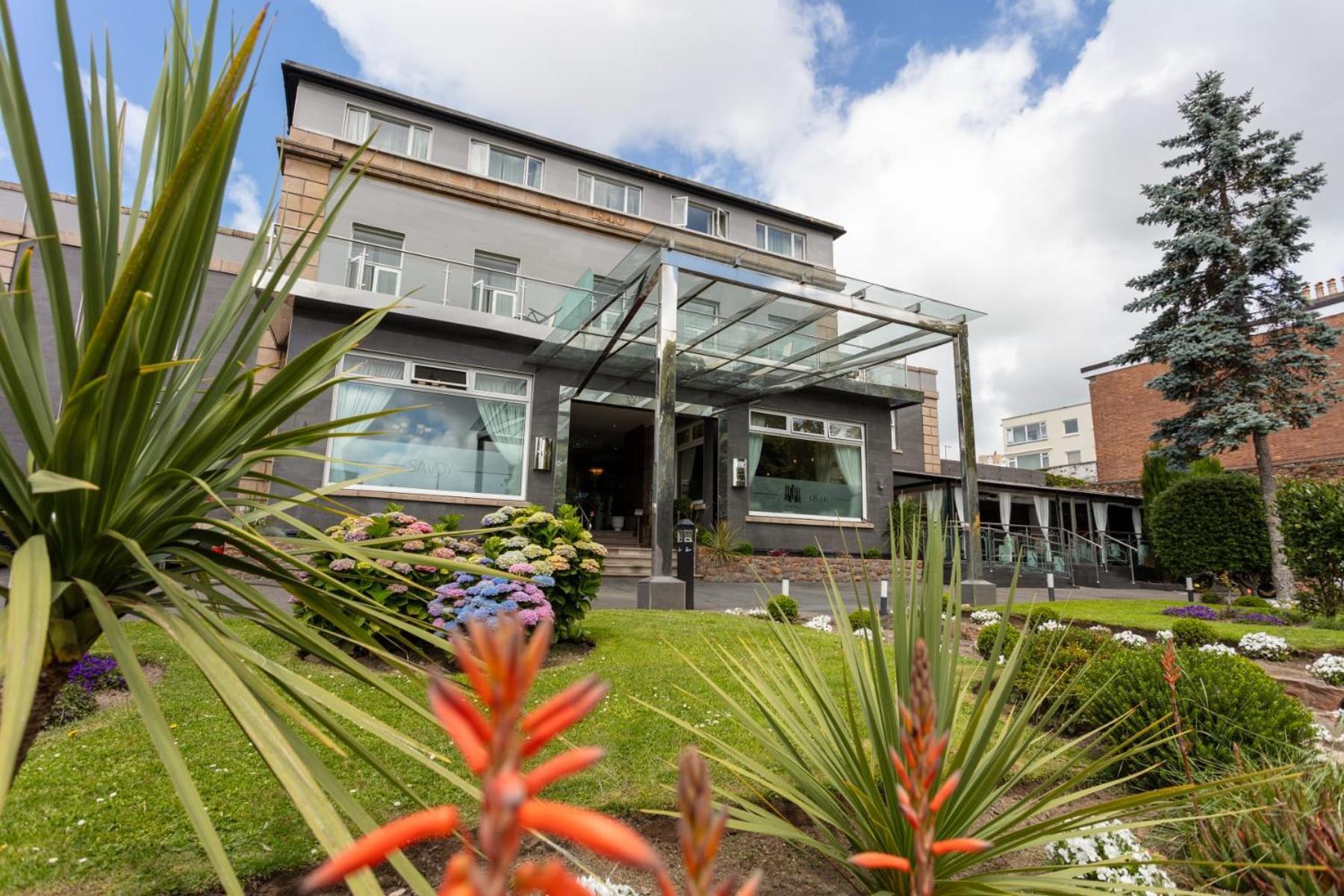 โรงแรมซาวอย Saint Helier ภายนอก รูปภาพ